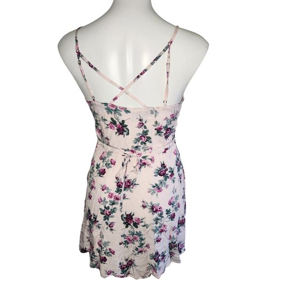 Abercrombie & Fitch XS pink floral spaghetti strap mini dress‎ - Picture 2 of 6